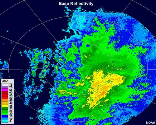 Radar reflectivity showing a large area of moderate and low intensity precipitation. The reflectivity gradient is relatively weak across the radar range and the edges of the echo are somewhat fuzzy.